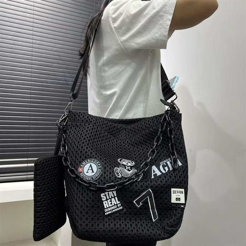 Cross-Border Exclusive Supply of Women's Fashionable Y2K Street Chain Shoulder Bag, Large Capacity Mesh Patchwork Crossbody Bag