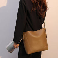 Women's Bag 2026 New Model High-End Large-Capacity Bucket Bag Soft Leather Versatile Shoulder Crossbody Bag Wholesale