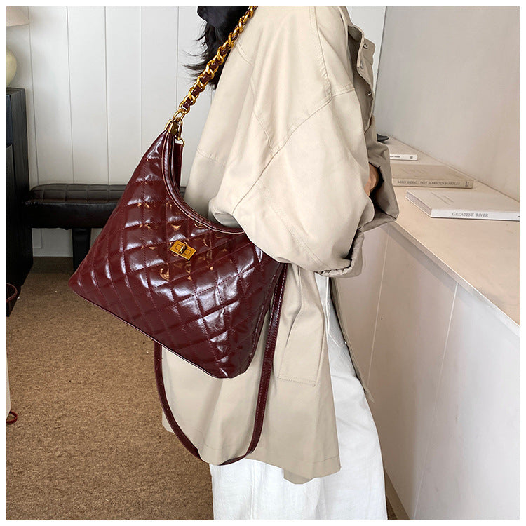 Cross-Border Quilted Saddle Bag, Autumn and Winter New Shoulder Bag, Fashionable Armpit Bag, Work Clothing Versatile Crossbody Bag