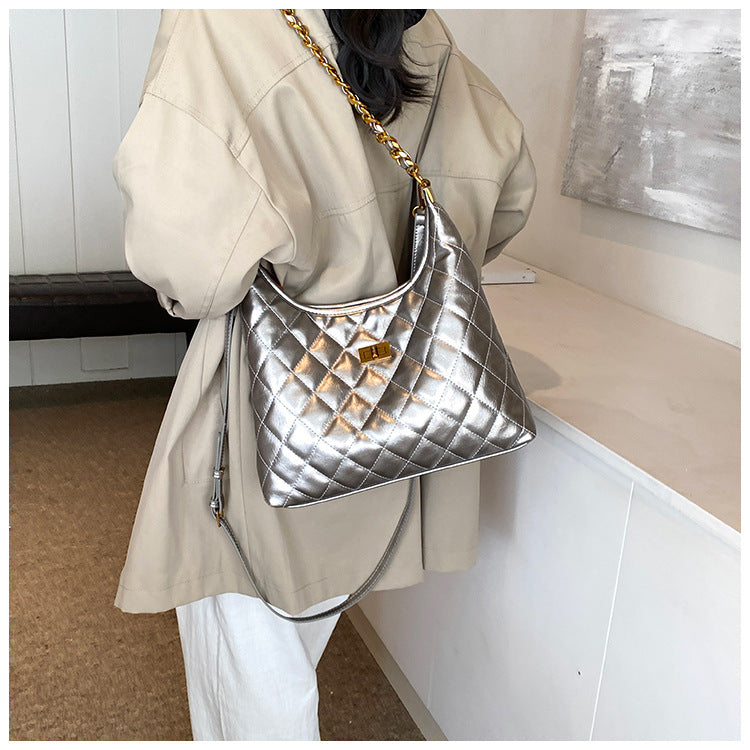 Cross-Border Quilted Saddle Bag, Autumn and Winter New Shoulder Bag, Fashionable Armpit Bag, Work Clothing Versatile Crossbody Bag