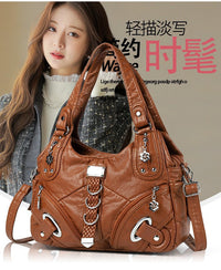 Cross-border Explosions Foreign Trade Women's Bag European and American Women's Bag Trendy Large Capacity Single Room Bag Portable Crossbody Bag Women's Bag Wholesale