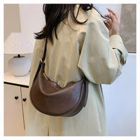 Cross-border Women's Bag Popular Retro Bag Women's New Fashion Texturized Shoulder Bag Retro Commuter Crossbody Dumpling Bag