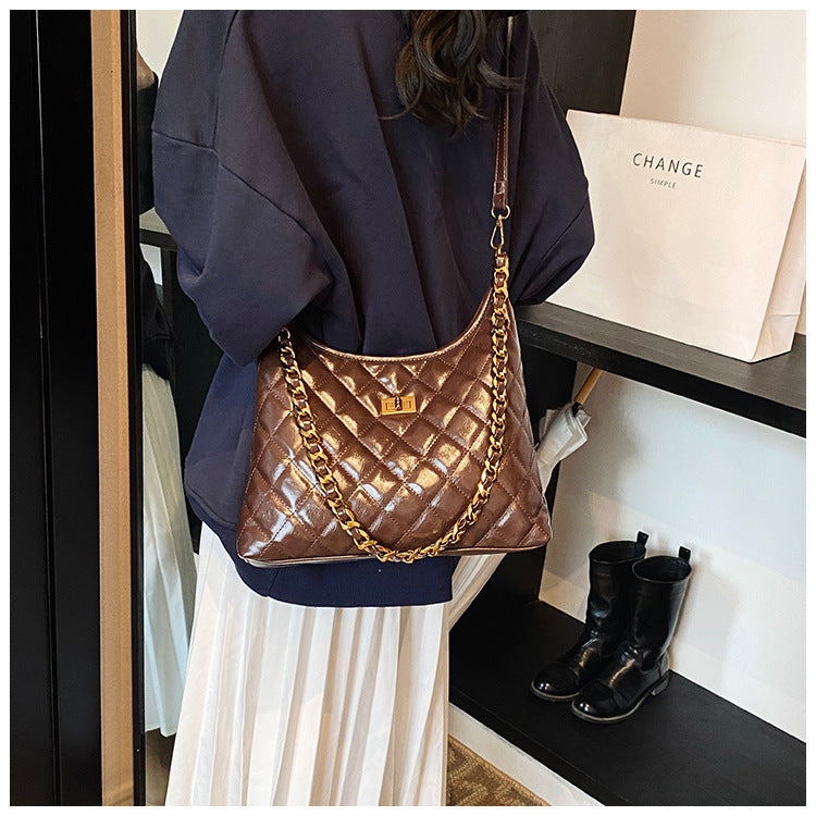 Cross-Border Quilted Saddle Bag, Autumn and Winter New Shoulder Bag, Fashionable Armpit Bag, Work Clothing Versatile Crossbody Bag