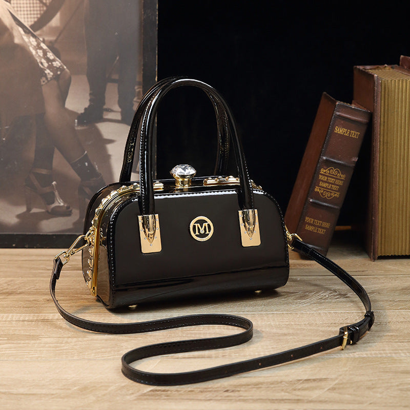 Simple Portable Bride Bag 2025 New Style Women's High-Capacity Casual Shoulder Bag