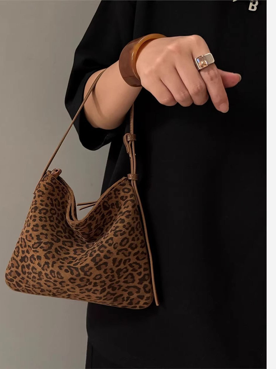 2026 Original Design Small Bag with Retro Fashion Feel, Leopard Print Pu Suede Handbag, Shoulder Bag, Mahjong Bag, Personalized Underarm Bag