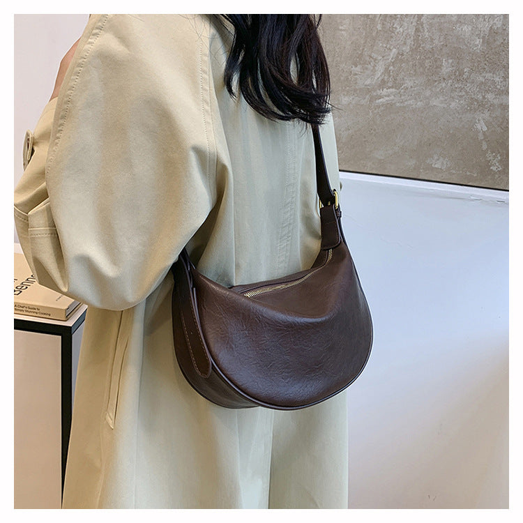 Cross-border Women's Bag Popular Retro Bag Women's New Fashion Texturized Shoulder Bag Retro Commuter Crossbody Dumpling Bag