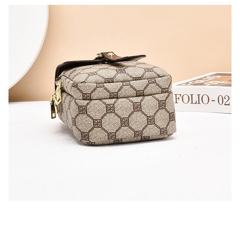 2026 Crossbody Bag for Women, New Autumn and Winter Trendy Fashion Versatile High-End Lightweight Women's Printed Shoulder Bag