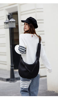 Casual Crossbody Bag for Women, Lightweight, Large Capacity, Simple and Versatile Shoulder Bag, Commuter Bag, Storage Tote, Urban Minimalist Style