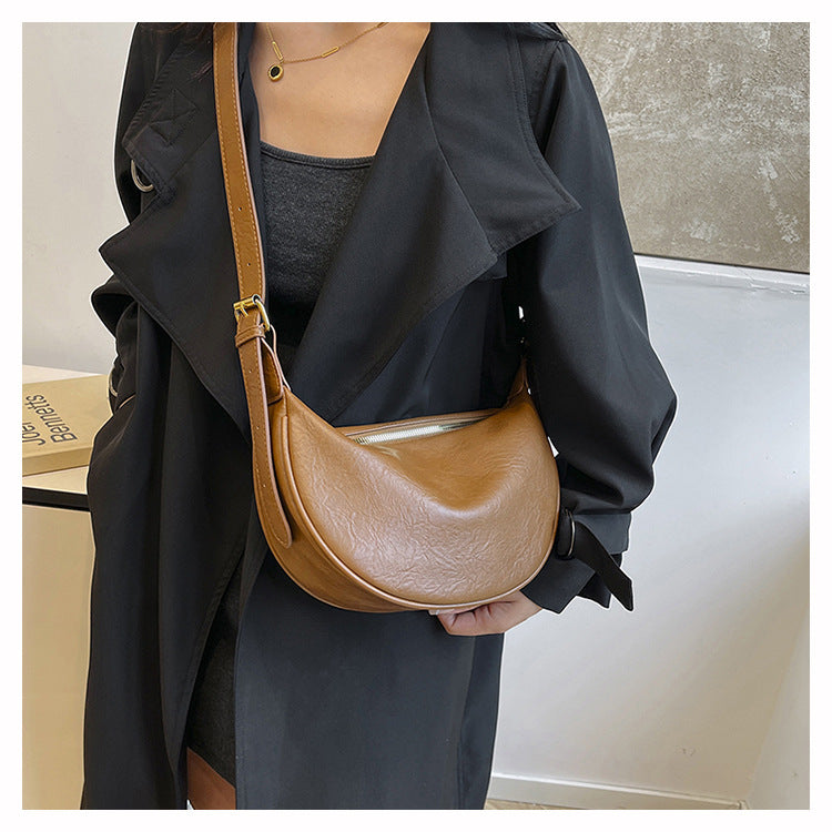 Cross-border Women's Bag Popular Retro Bag Women's New Fashion Texturized Shoulder Bag Retro Commuter Crossbody Dumpling Bag