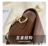 Cross-border Retro Niche Women's Small Bag 2024 New Fashion Saddle Bag Wide Shoulder Strap Crossbody Women's Bag Underarm Bag