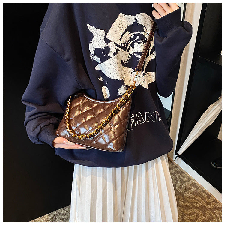 Cross-Border Quilted Saddle Bag, Autumn and Winter New Shoulder Bag, Fashionable Armpit Bag, Work Clothing Versatile Crossbody Bag