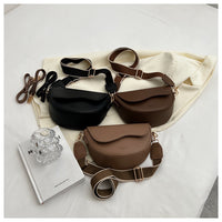 Cross-border Retro Niche Women's Small Bag 2024 New Fashion Saddle Bag Wide Shoulder Strap Crossbody Women's Bag Underarm Bag