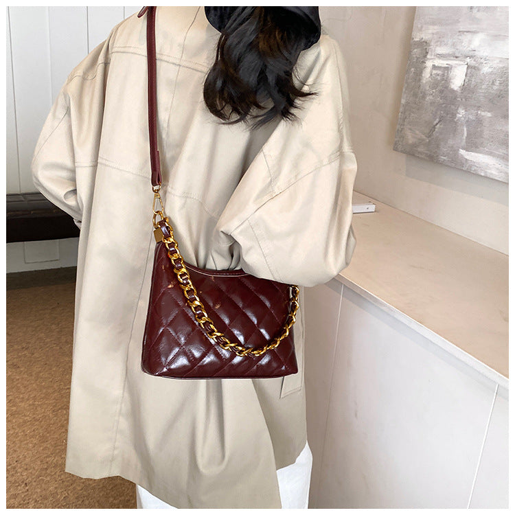 Cross-Border Quilted Saddle Bag, Autumn and Winter New Shoulder Bag, Fashionable Armpit Bag, Work Clothing Versatile Crossbody Bag
